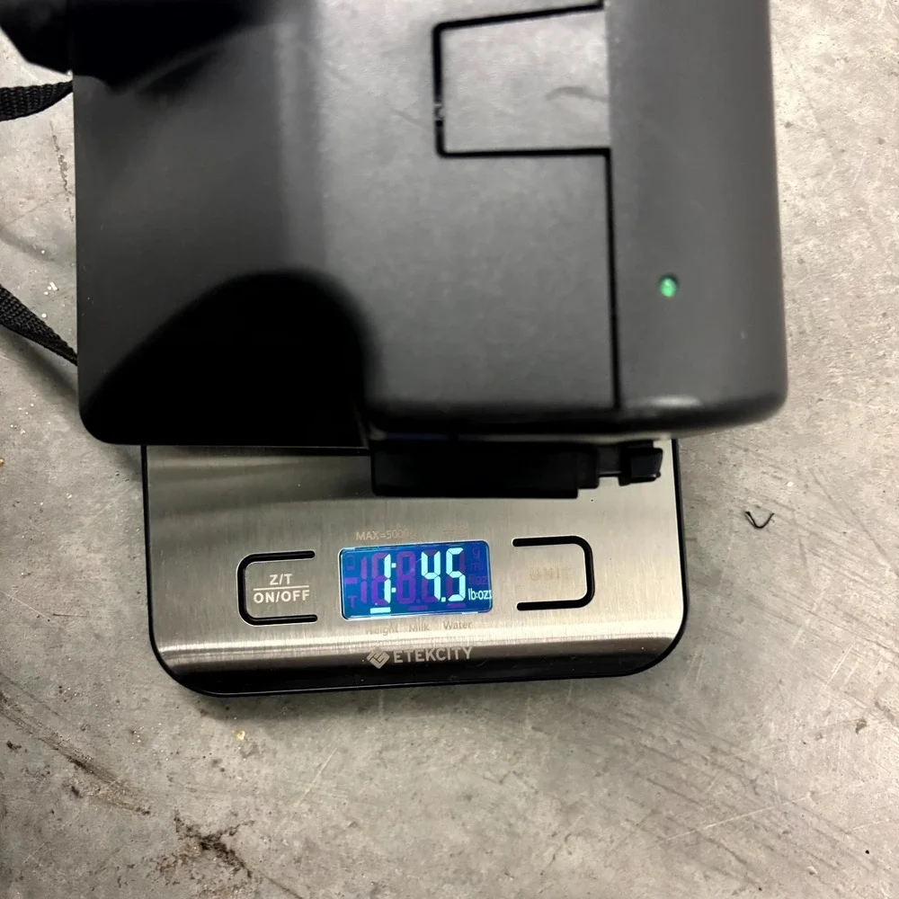 Vintage Polaroid OneStep 600 Instant Camera Black Untested Uses 600 Film